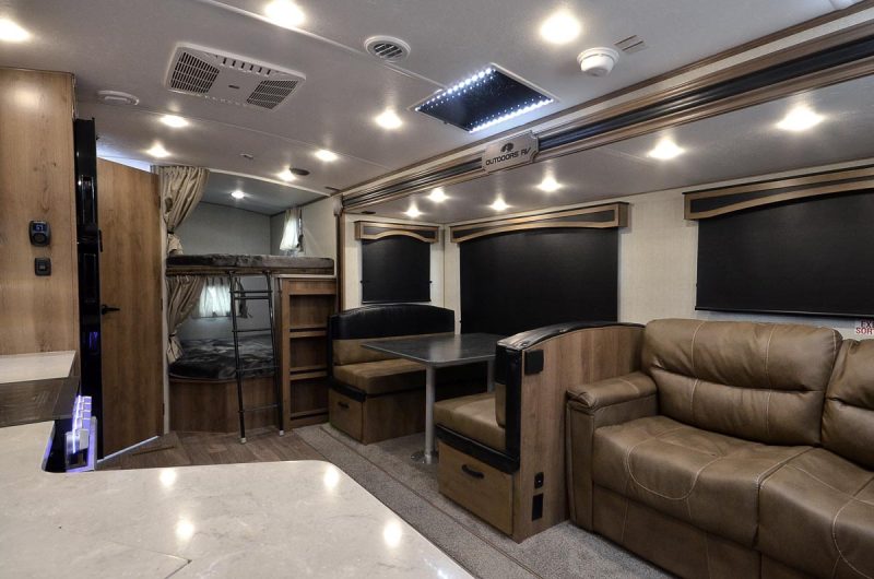 Back Country 28DBS TS